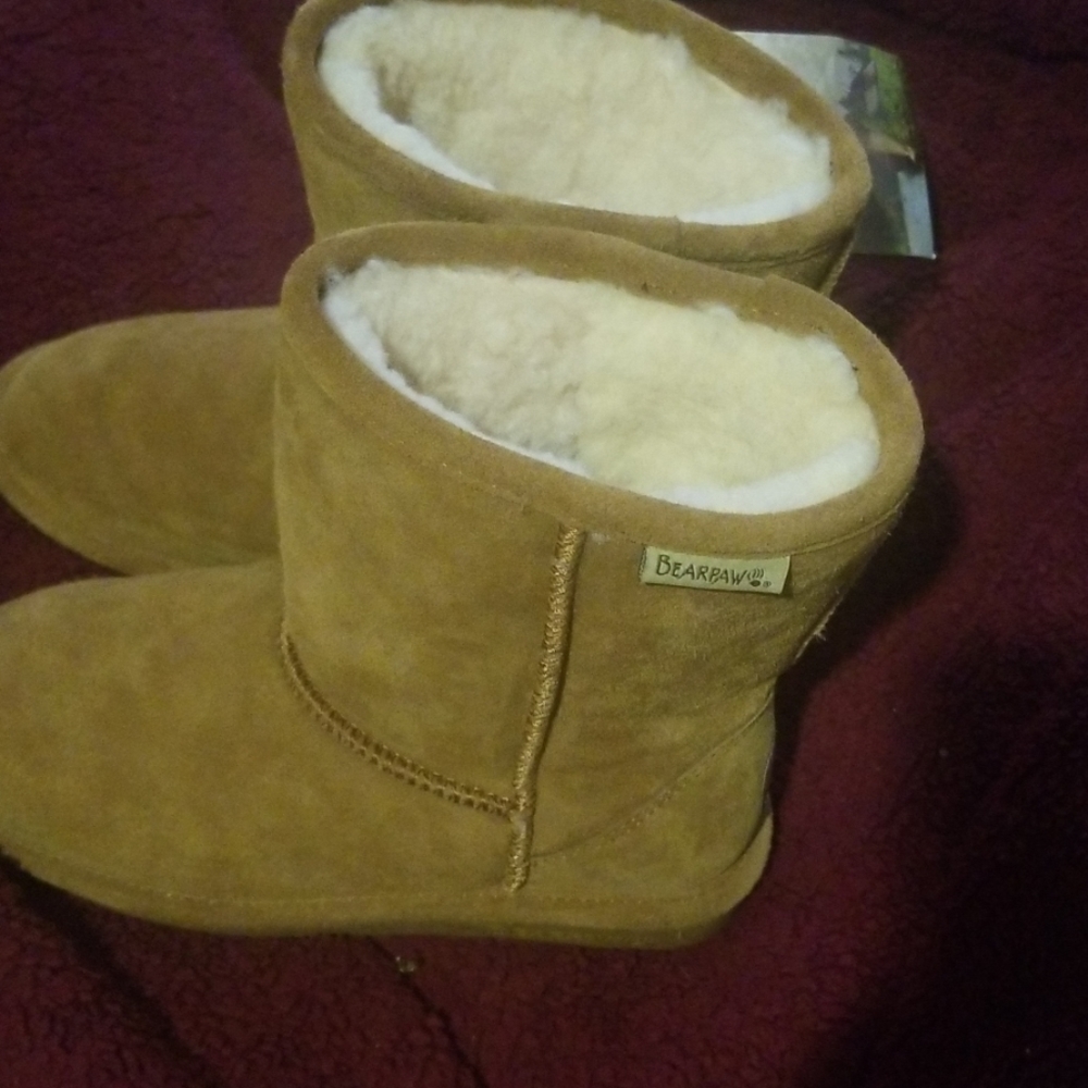 Size 5 brand new BearPaw boots
